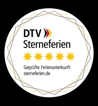 5 Sterne Schlossplatz - Sachsen Vogtland Erzgebirge 6 Personen 3 Sz Sauna Kamin * 奥尔巴赫