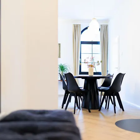 アパート 5 Sterne Schlossplatz - Sachsen Vogtland Erzgebirge 6 Personen 3 Sz Sauna Kamin アウエルバッハ