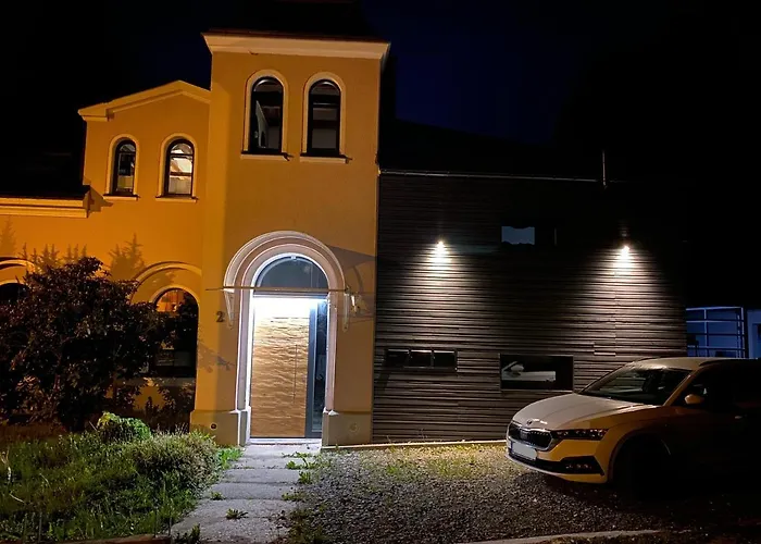 5 Sterne Schlossplatz - Sachsen Vogtland Erzgebirge 6 Personen 3 Sz Sauna Kamin Apartment *