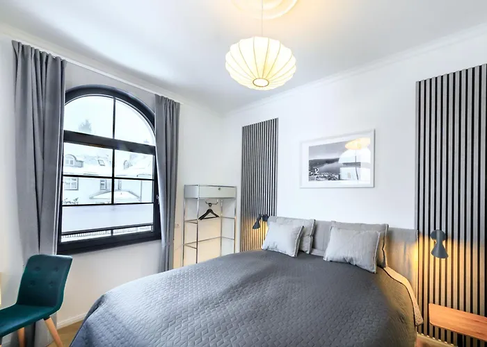 5 Sterne Schlossplatz - Sachsen Vogtland Erzgebirge 6 Personen 3 Sz Sauna Kamin * Auerbach (Vogtland)