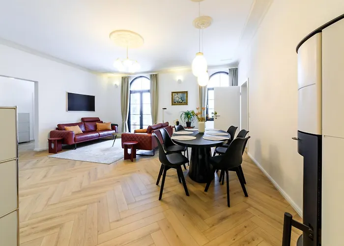 5 Sterne Schlossplatz - Sachsen Vogtland Erzgebirge 6 Personen 3 Sz Sauna Kamin