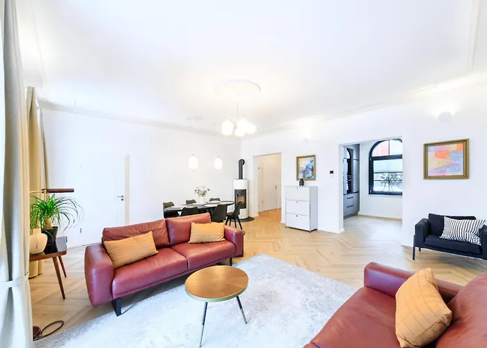 5 Sterne Schlossplatz - Sachsen Vogtland Erzgebirge 6 Personen 3 Sz Sauna Kamin Apartment