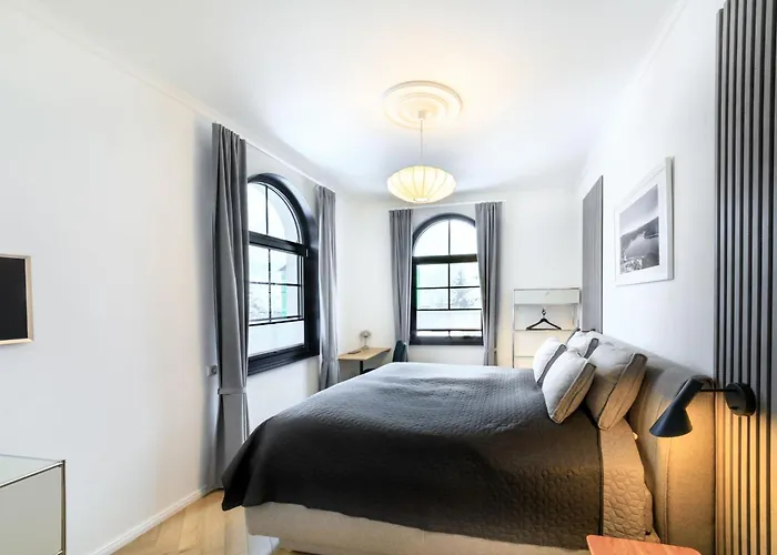 Apartment 5 Sterne Schlossplatz - Sachsen Vogtland Erzgebirge 6 Personen 3 Sz Sauna Kamin Auerbach (Vogtland)