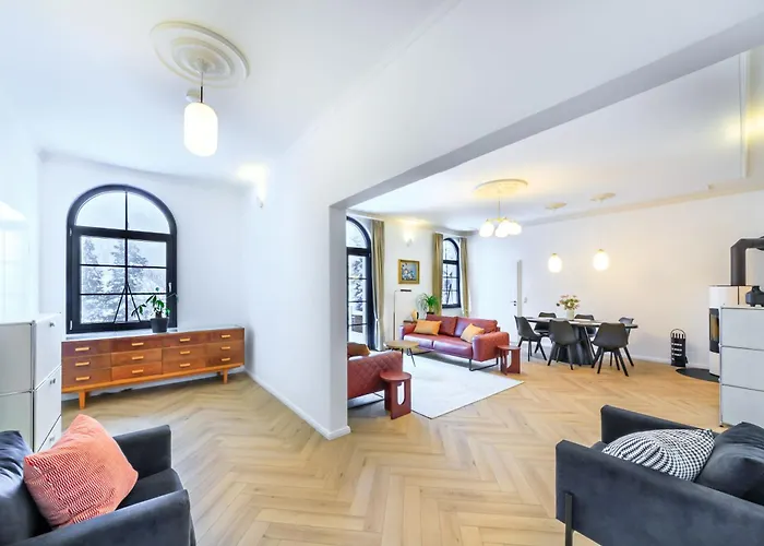 5 Sterne Schlossplatz - Sachsen Vogtland Erzgebirge 6 Personen 3 Sz Sauna Kamin Auerbach (Vogtland)